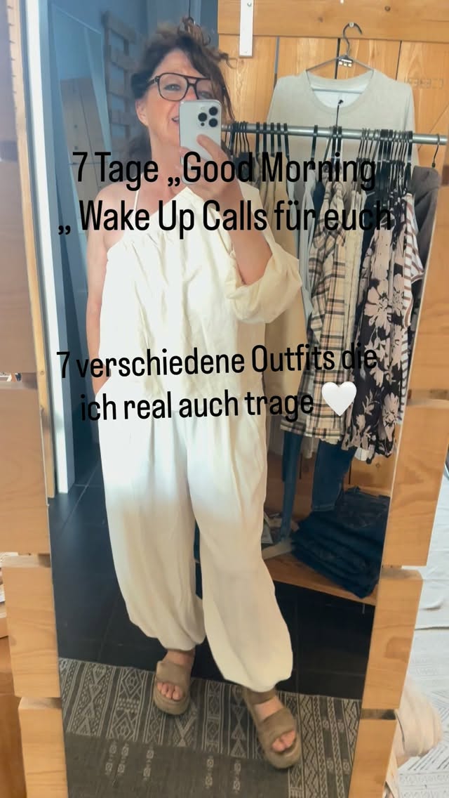 Sieben verschiedene Tages-Outfits von CEE, zusammengestellt aus Pieces von 10Days und Penn & Ink N.Y. – bunte Styling-Vielfalt für die Woche.
