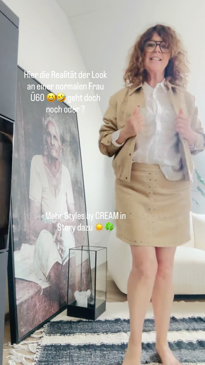 Skandinavischer Styling-Look mit 10DAYS Mode: reduzierte Erdtöne, fließende Schnitte und zeitlose Kombinationen für Frauen ab 60